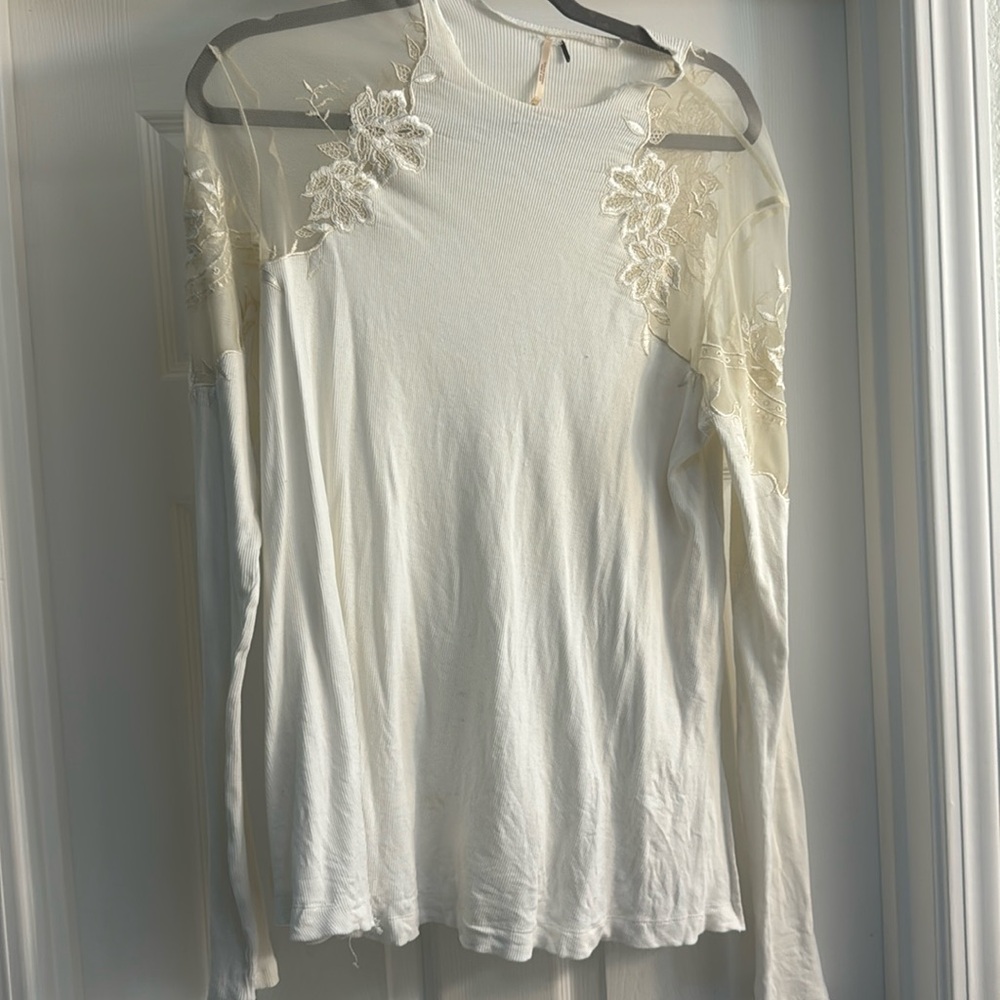 Free people size medium blouse
